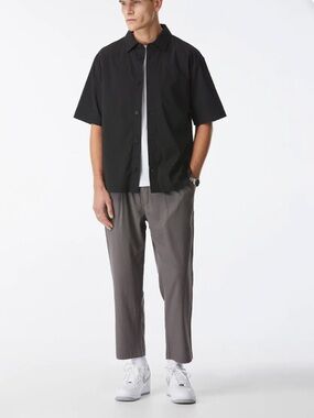 I love Ugly Fitch cropped pants mushroom